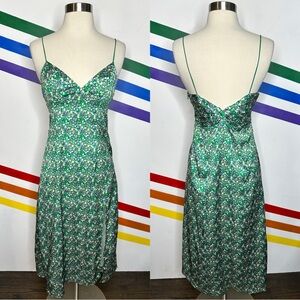 Kiss the Sky floral midi dress size small